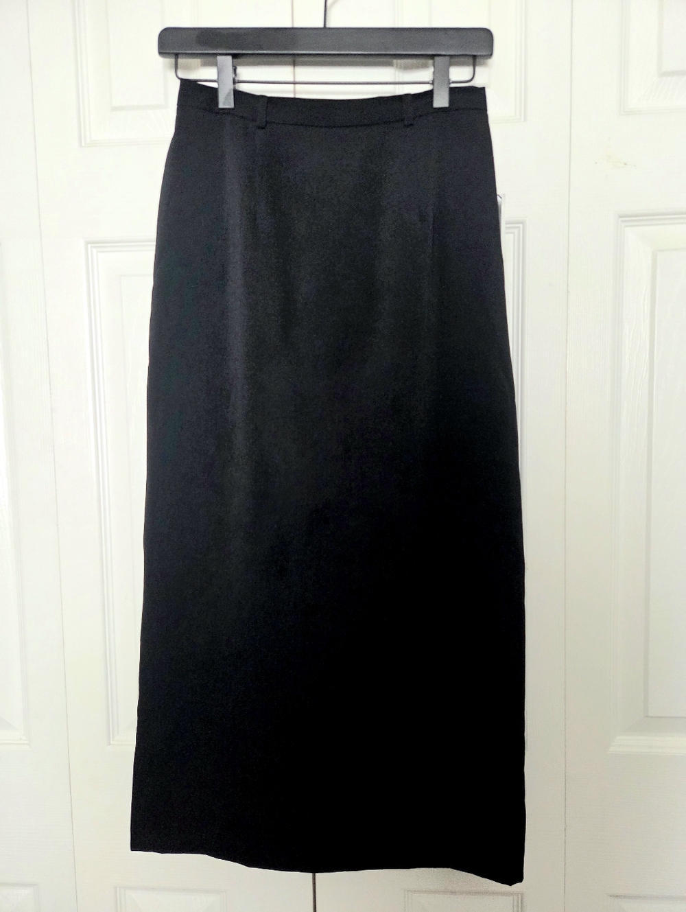Sag Harbor Classic Black Women's Straight Skirt
